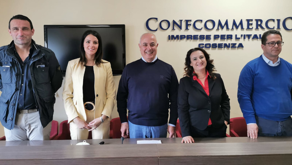 Lavoro stagionale nel terziario, siglato l’accordo per la provincia di Cosenza