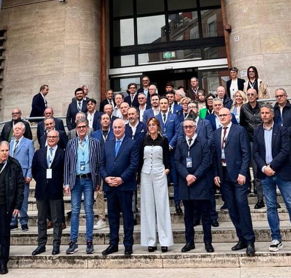 premio imprese storiche 2024 presso la camera di commercio di cosenza