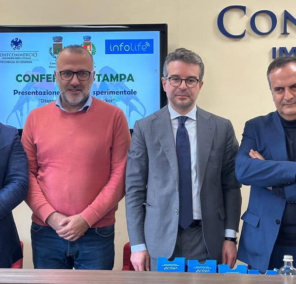Confcommercio Cosenza presenta il dispositivo Infolife GPS Tracker