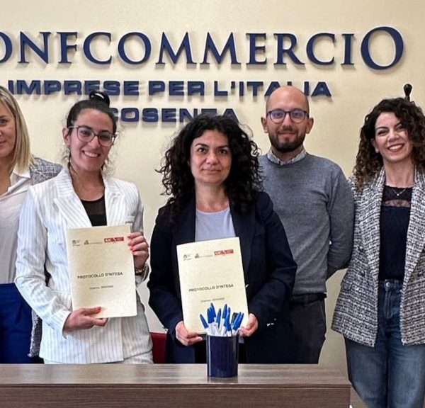 Celiachia: firma del protocollo d’intesa tra Aic Calabria, Fipe e Confcommercio Cosenza