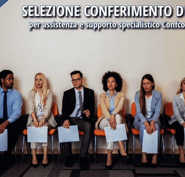 Volantino con immagine di candidati in attesa e testo sovrapposto: 'SELEZIONE CONFERIMENTO DI INCARICO per assistenza e supporto specialistico Confcommercio Messina'. Un logo Confcommercio è visibile.